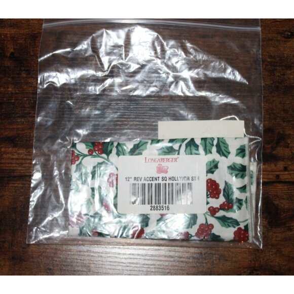 Longaberger Fabric 12" Reversible Accent Square Holly Single #2883516 NEW - Picture 1 of 1